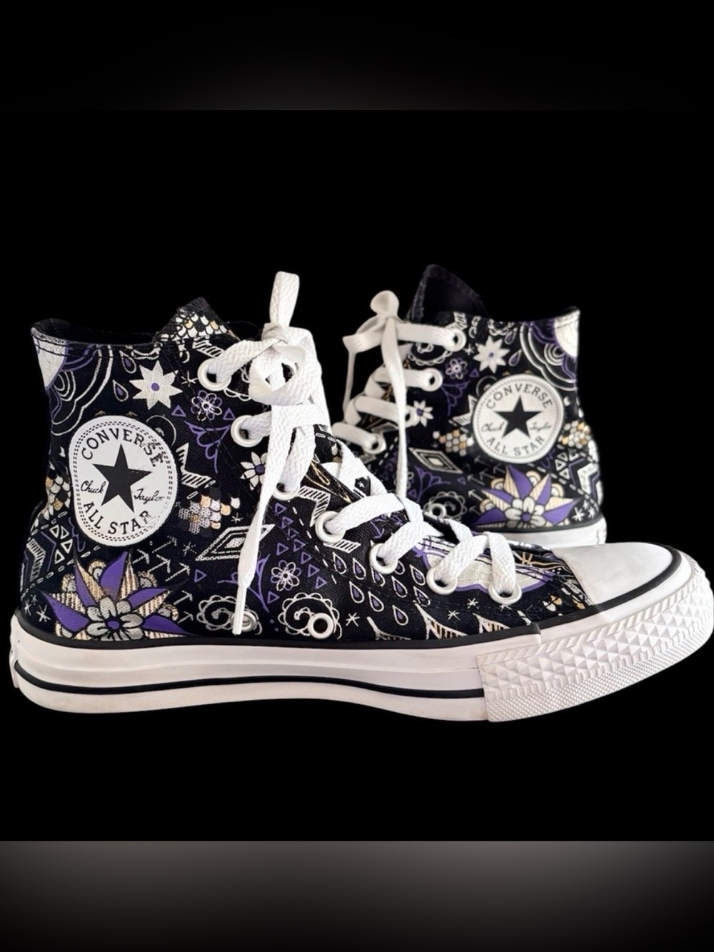 Converse All Stars High Tops
Black Purple Rare Size 7 - Picture 2 of 13